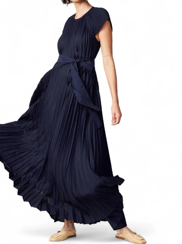 Fluttered Maxi Pleated Dress In Navy Versatile Women's Fashion