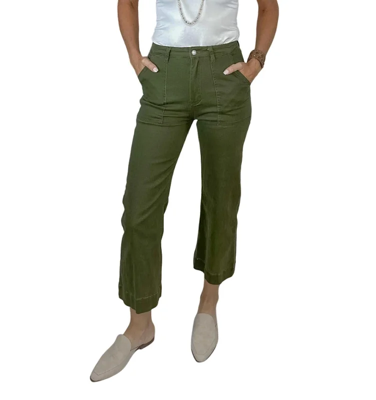 Claire Cropped Cargo Pants In Green Women's Elegant Clothes