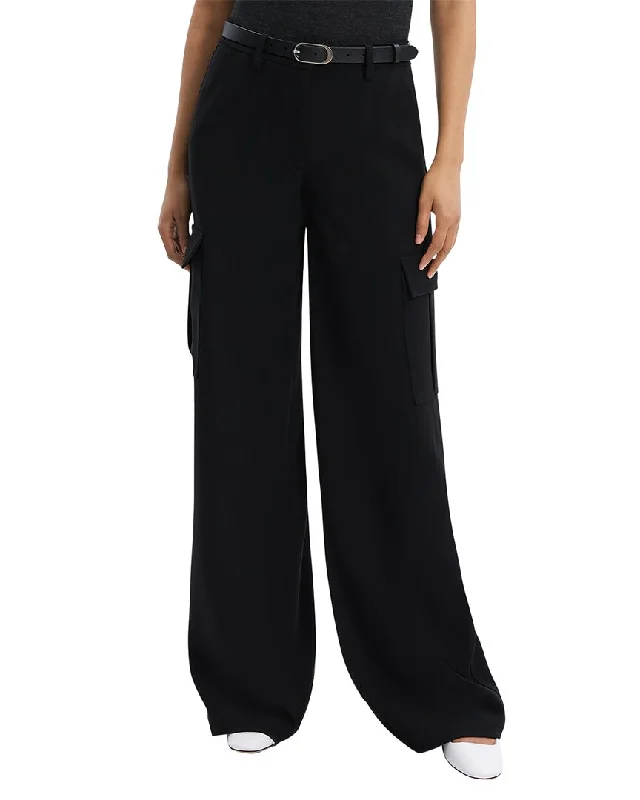 Theory Cargo Pant Chic Women's Outfit