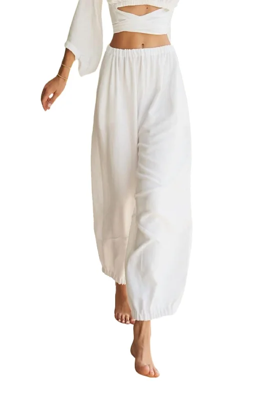 Malibu Lounger Pants In White Women's Contemporary Apparel